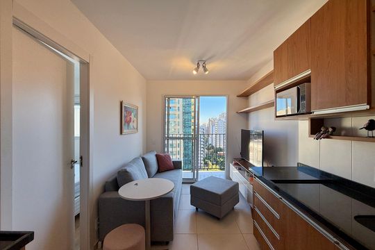 Cozinha  de apartamento para alugar com 1 quarto, 27m² em Campo Belo, São Paulo