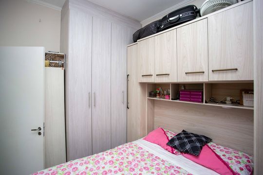 Quarto de apartamento à venda com 1 quarto, 42m² em Campanário, Diadema