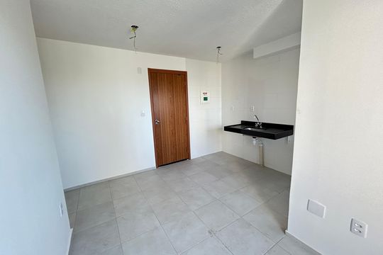 Sala de apartamento para alugar com 2 quartos, 48m² em Del Castilho, Rio de Janeiro