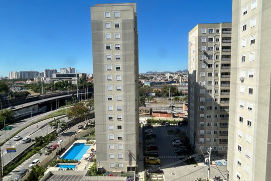 Vista do Quarto 1 de apartamento para alugar com 2 quartos, 48m² em Del Castilho, Rio de Janeiro