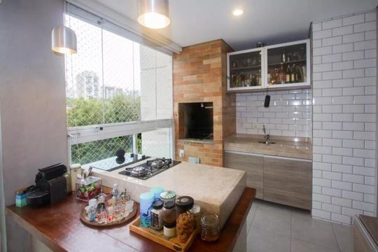 Apartamento à venda com 3 quartos, 138m² em Santo Amaro, São Paulo