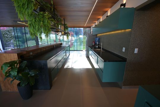Casa de Condomínio à venda com 5 quartos, 1600m² em Parque Industrial Joao Bras, Goiânia