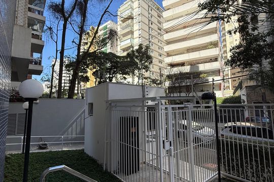 Fachada de apartamento à venda com 1 quarto, 84m² em Santa Cecilia, São Paulo