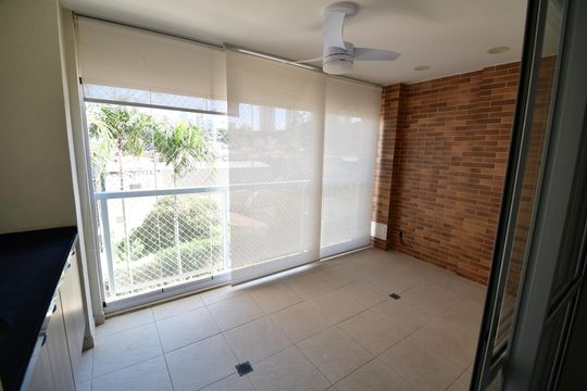 Varanda da Sala de apartamento para alugar com 2 quartos, 80m² em Cambuí, Campinas