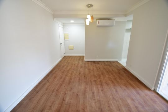 Apartamento para alugar com 2 quartos, 80m² em Cambuí, Campinas