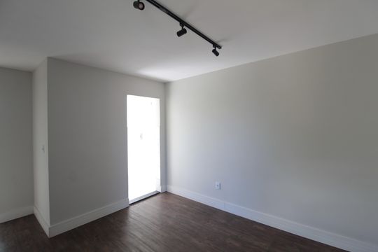 Sala de apartamento à venda com 2 quartos, 46m² em São Francisco, Belo Horizonte