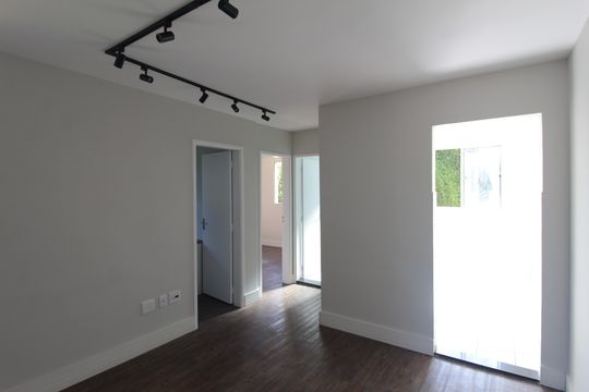 Apartamento à venda com 2 quartos, 46m² em São Francisco, Belo Horizonte