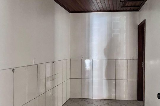 Cozinha de casa à venda com 3 quartos, 157m² em Guajuviras, Canoas