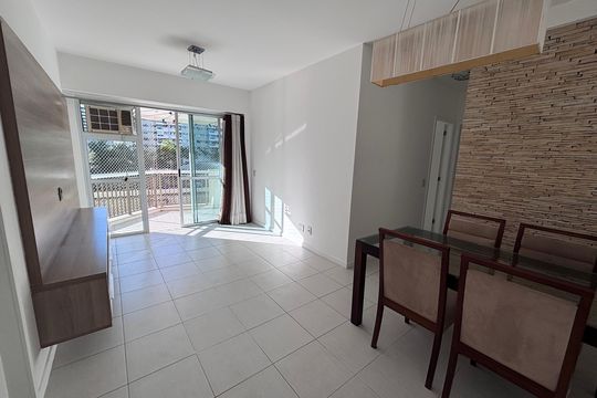 Apartamento à venda com 2 quartos, 68m² em Barra da Tijuca, Rio de Janeiro