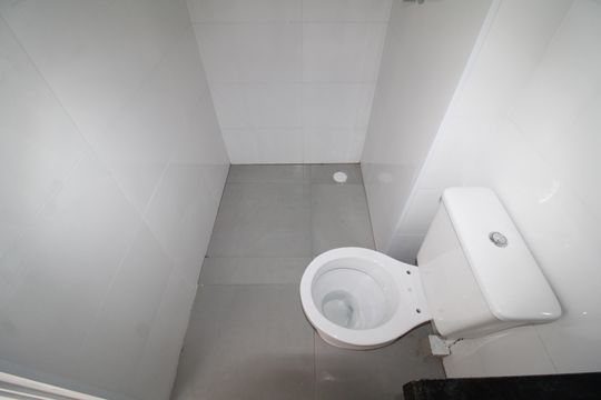 Banheiro de apartamento à venda com 2 quartos, 40m² em Jardim Primavera, São Paulo