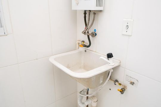 Cozinha de apartamento para alugar com 2 quartos, 42m² em Rocha Sobrinho, Mesquita