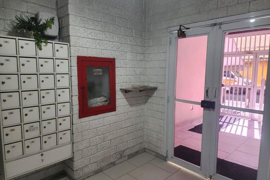 Área comum de apartamento para alugar com 2 quartos, 60m² em Colubandê, São Gonçalo