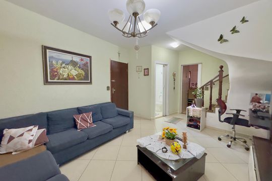 Sala de casa à venda com 2 quartos, 106m² em Jardim Frizzo, Guarulhos