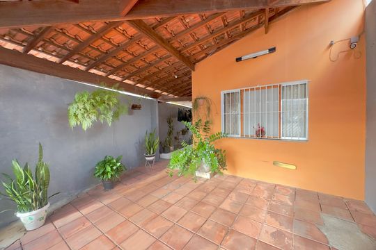 Garagem de casa à venda com 2 quartos, 106m² em Jardim Frizzo, Guarulhos