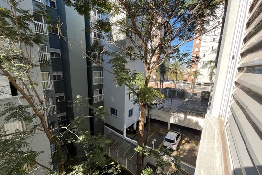 Vista do Quarto 1 de apartamento para alugar com 2 quartos, 56m² em Parque Reboucas, São Paulo