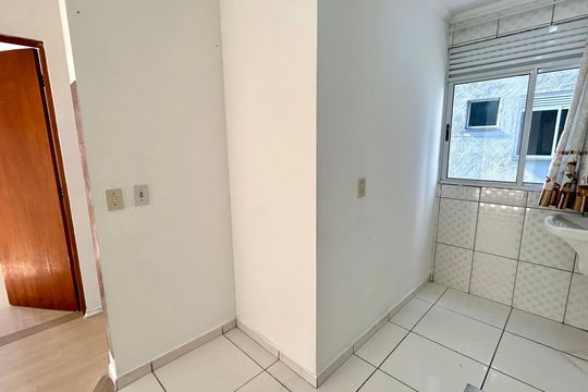 Cozinha de apartamento para alugar com 2 quartos, 48m² em Cidade Nova Bonsucesso, Guarulhos