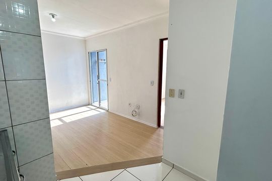Cozinha de apartamento para alugar com 2 quartos, 48m² em Cidade Nova Bonsucesso, Guarulhos