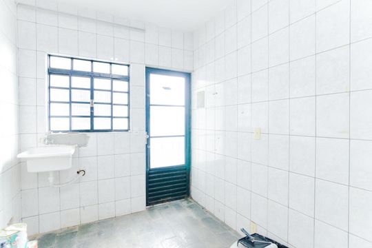 Edícula  de casa para alugar com 2 quartos, 125m² em Jardim Ipanema, Guarulhos