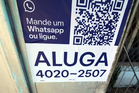 Código de casa para alugar com 1 quarto, 70m² em Rocha Miranda, Rio de Janeiro