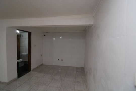 Sala de casa para alugar com 2 quartos, 100m² em Parque Sao Rafael, São Paulo