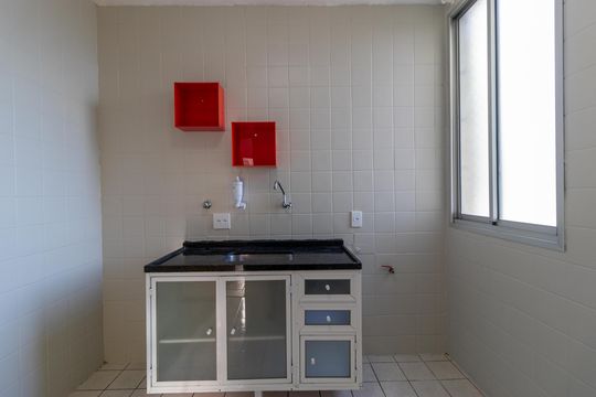 Cozinha de apartamento à venda com 2 quartos, 60m² em Jardim Pauliceia, Campinas