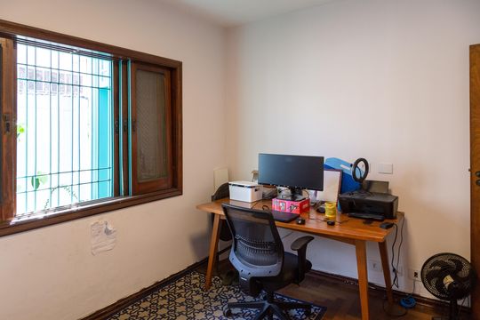 Quarto 1  de casa à venda com 3 quartos, 171m² em Jardim Santa Cecilia, Guarulhos