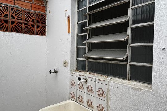 Área de Serviço de casa à venda com 2 quartos, 45m² em Vila João Ramalho, Santo André