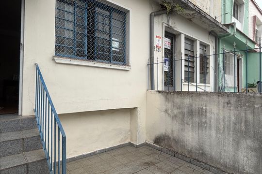 Garagem de casa à venda com 2 quartos, 100m² em Chácara Inglesa, São Paulo