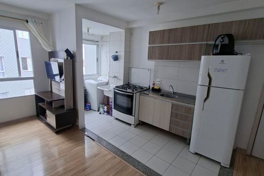Cozinha de apartamento para alugar com 2 quartos, 48m² em Santa Etelvina, São Paulo