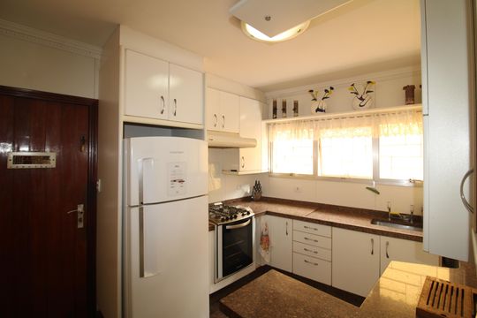 Cozinha de casa à venda com 3 quartos, 300m² em Santana, São Paulo
