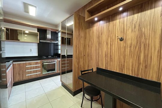 Cozinha de apartamento para alugar com 3 quartos, 106m² em Capoeiras, Florianópolis