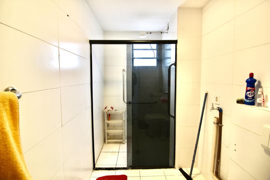 Banheiro de apartamento para alugar com 2 quartos, 40m² em Lageado, Ferraz de Vasconcelos