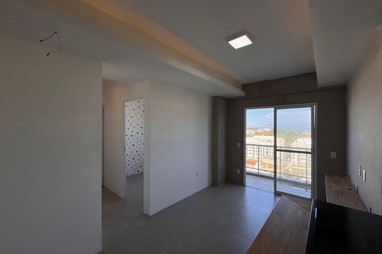 Sala de apartamento para alugar com 2 quartos, 50m² em Recreio dos Bandeirantes, Rio de Janeiro