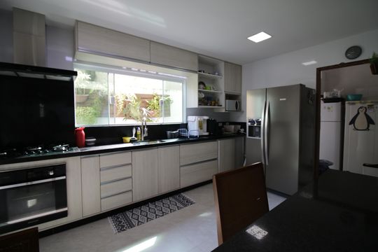 Cozinha de casa à venda com 5 quartos, 170m² em Taquara, Rio de Janeiro
