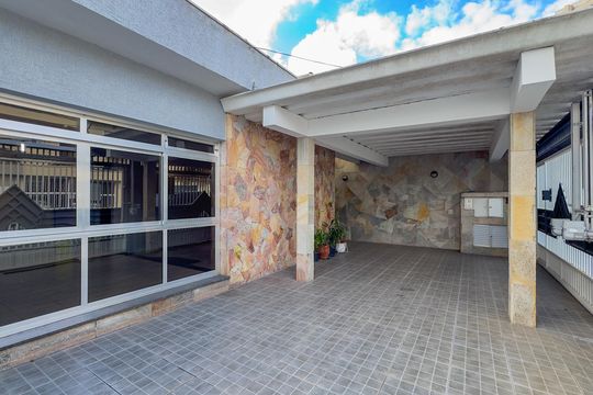 Garagem de casa para alugar com 3 quartos, 300m² em Vila Cruzeiro, São Paulo
