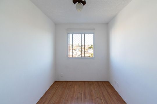 Suíte de apartamento para alugar com 1 quarto, 28m² em Jardim Itacolomi, São Paulo