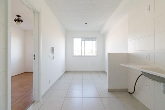 Apartamento para alugar com 1 quarto, 28m² em Jardim Itacolomi, São Paulo