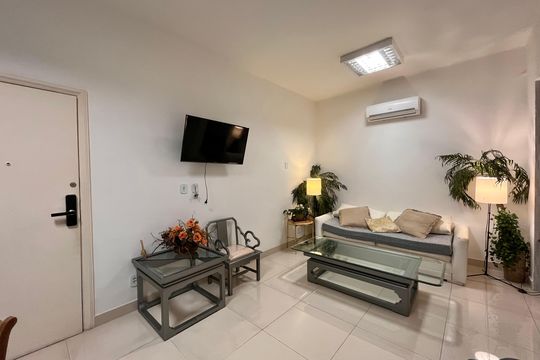 Sala  de apartamento para alugar com 2 quartos, 79m² em Ipanema, Rio de Janeiro