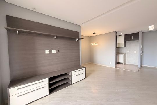 Sala de apartamento à venda com 3 quartos, 90m² em Jardim Messina, Jundiaí