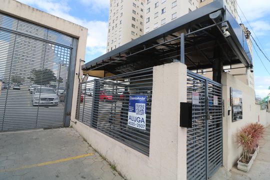 Fachada e portaria de apartamento para alugar com 2 quartos, 50m² em Parque Boa Esperança, São Paulo