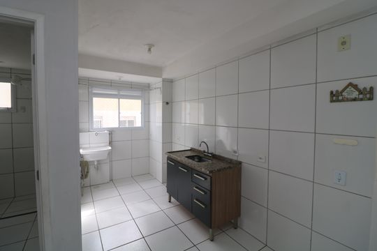 Cozinha de apartamento para alugar com 2 quartos, 50m² em Parque Boa Esperança, São Paulo