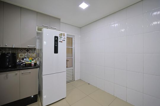 Cozinha de casa à venda com 3 quartos, 150m² em Jardim Lisboa, São Paulo