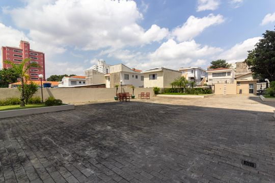 Área comum de apartamento à venda com 3 quartos, 70m² em Vila Sao Paulo, São Paulo