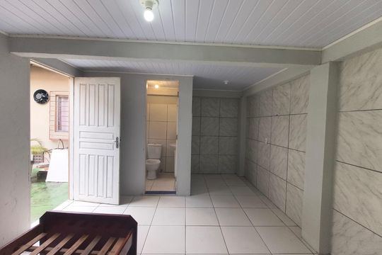 Kitnet/Studio para alugar com 1 quarto, 30m² em Barreiros, São José