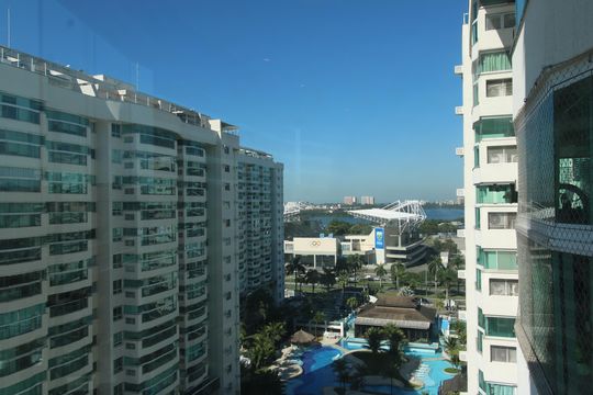 Sala - Varanda de apartamento para alugar com 2 quartos, 90m² em Barra da Tijuca, Rio de Janeiro