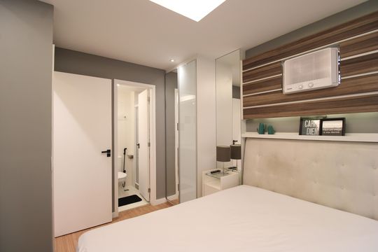 Suíte de apartamento para alugar com 2 quartos, 90m² em Barra da Tijuca, Rio de Janeiro