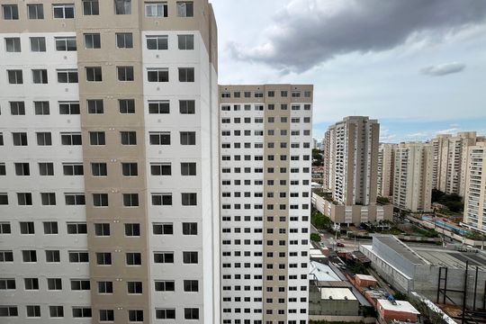 Vista da sala de apartamento para alugar com 2 quartos, 33m² em Jardim Pereira Leite, São Paulo
