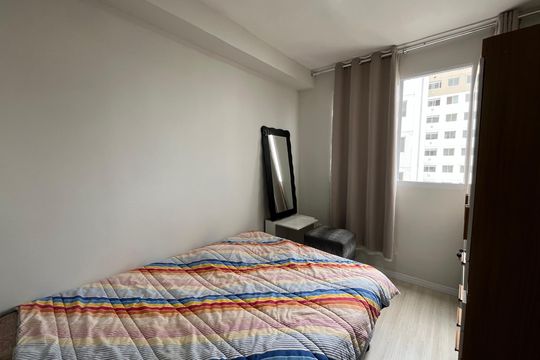Quarto 1 de apartamento para alugar com 2 quartos, 33m² em Jardim Pereira Leite, São Paulo