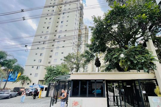 Fachada do prédio de apartamento para alugar com 3 quartos, 76m² em Picanço, Guarulhos