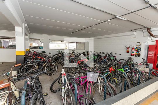Bicicletario de apartamento à venda com 2 quartos, 43m² em Jardim Iris, São Paulo